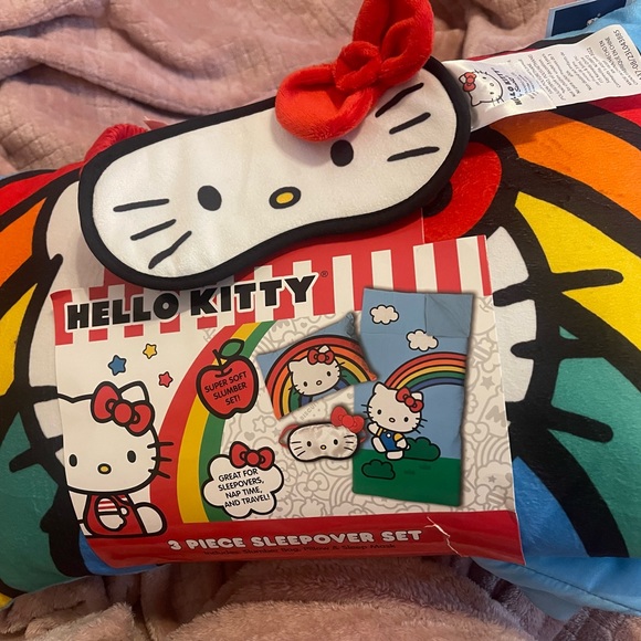 Hello kitty blanket pillow and eye cover . - Picture 3 of 3